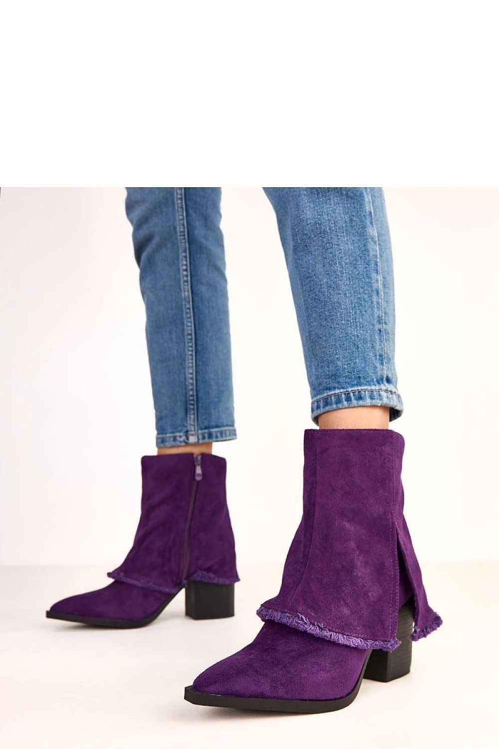 Heel boots model 220269